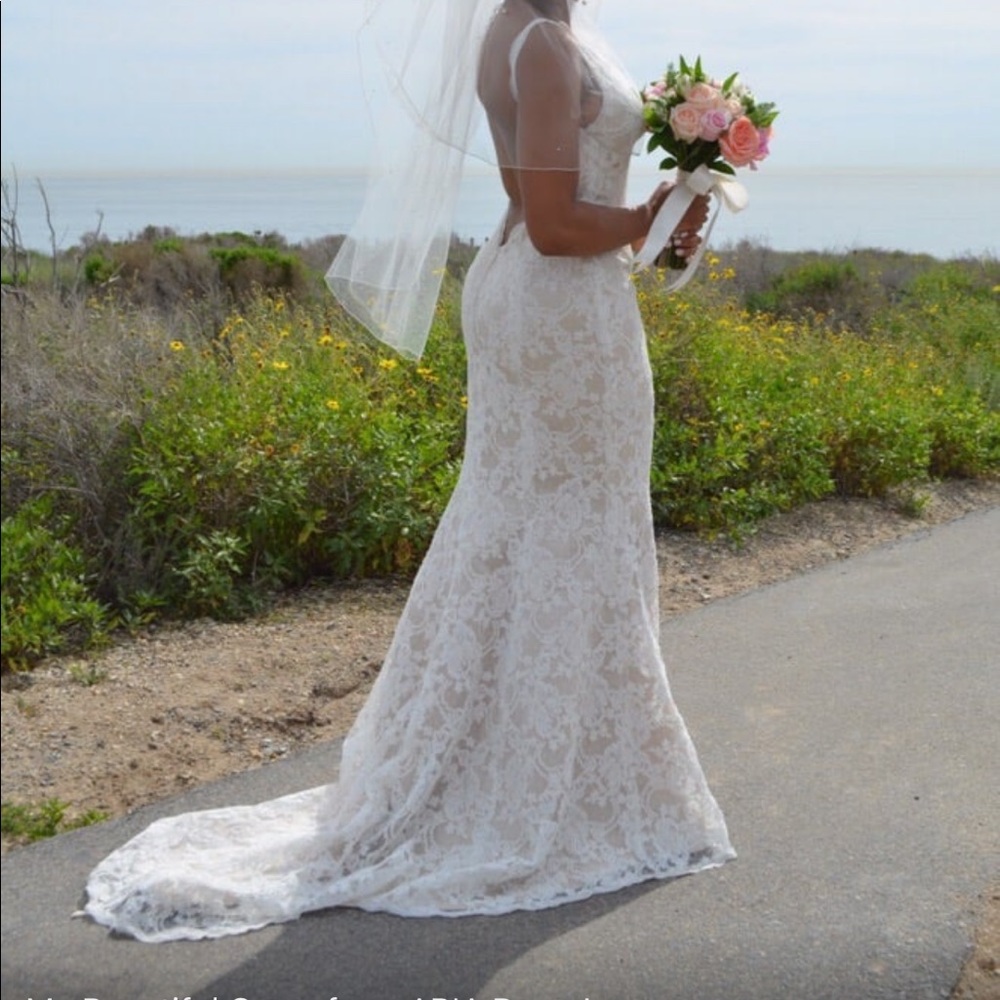 Beautiful Wedding Gown!